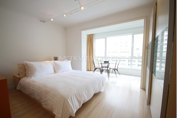世贸国际公寓 1bedroom 74sqm ¥18,000 ZB001595